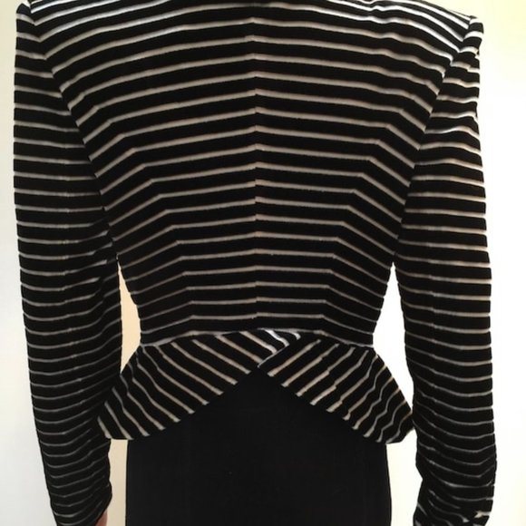 Giorgio Armani Evening Jacket - Picture 5 of 7